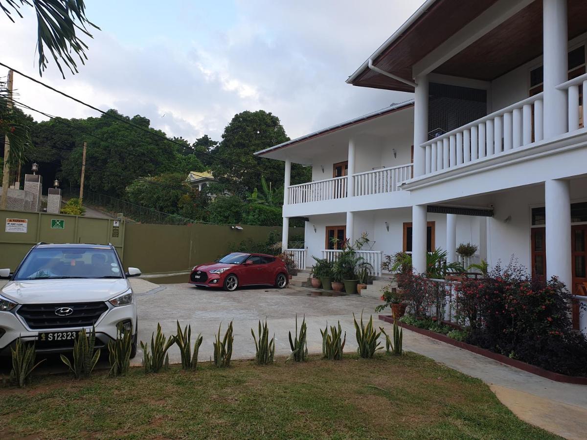 La Maison Hibiscus Self Catering Accommodation 보발롱 외부 사진