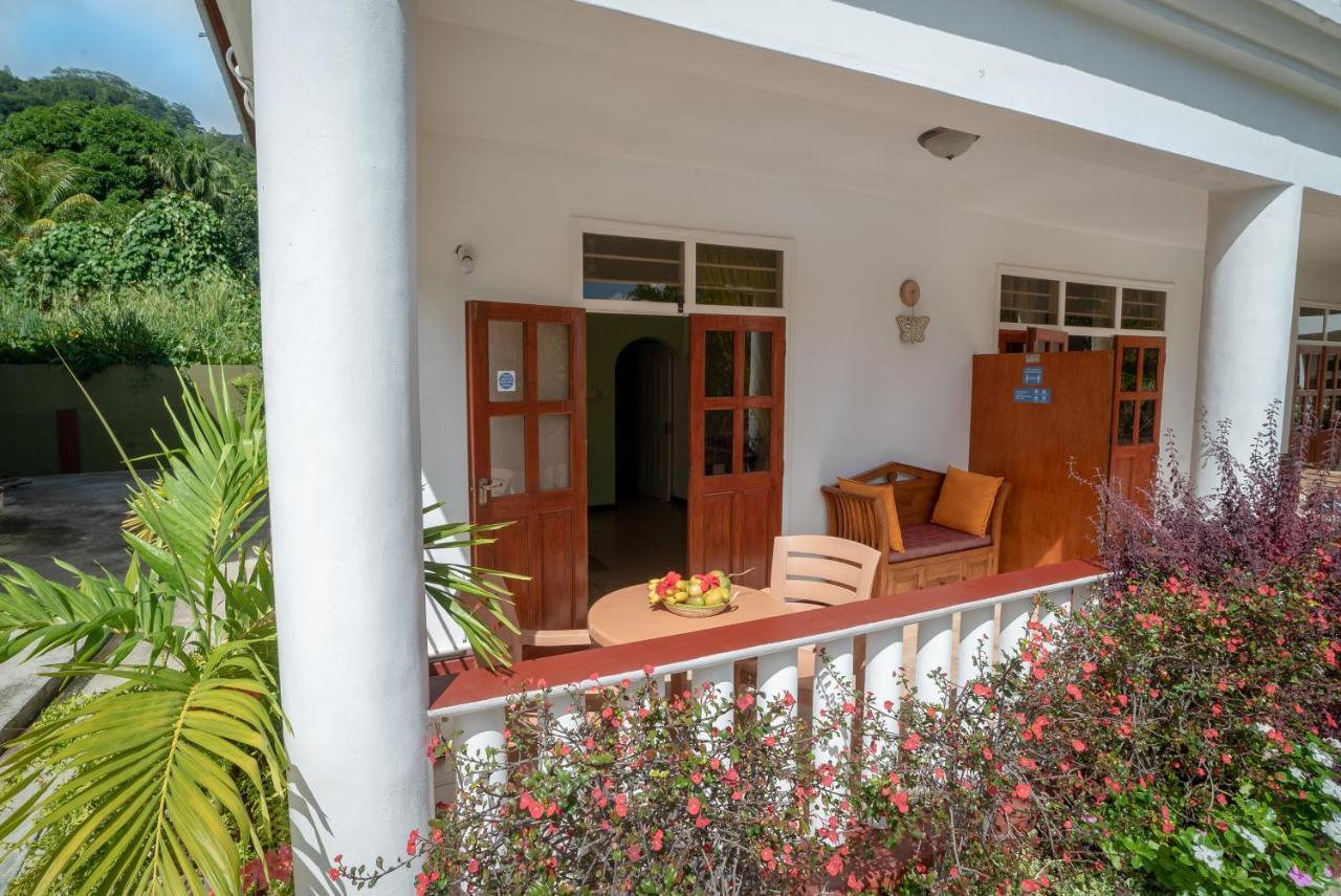 La Maison Hibiscus Self Catering Accommodation 보발롱 외부 사진