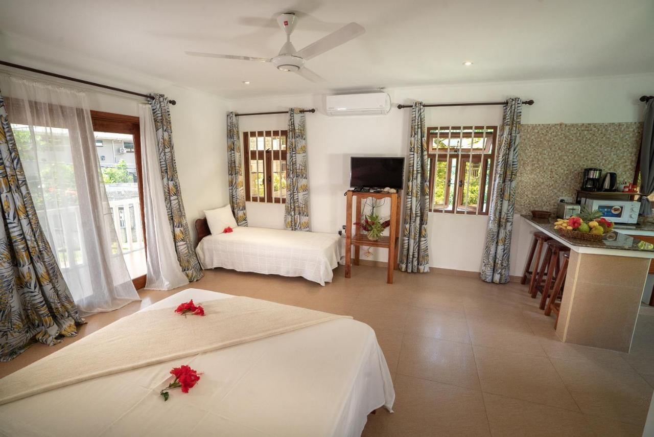 La Maison Hibiscus Self Catering Accommodation 보발롱 외부 사진