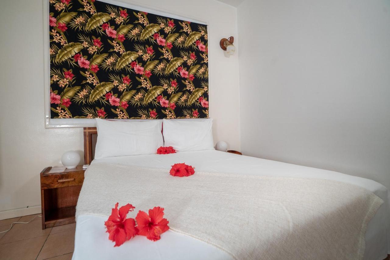 La Maison Hibiscus Self Catering Accommodation 보발롱 외부 사진