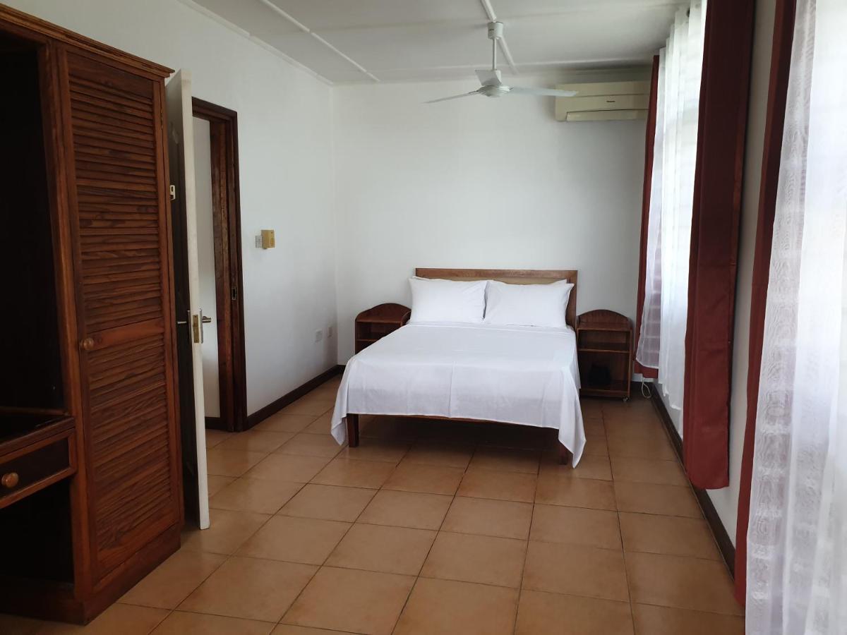 La Maison Hibiscus Self Catering Accommodation 보발롱 외부 사진
