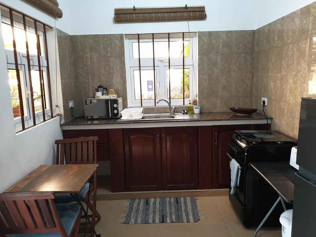 La Maison Hibiscus Self Catering Accommodation 보발롱 외부 사진